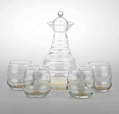 Alladin Gold decanter and 4 Mythos Gold glasses