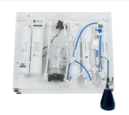 Kit osmoseur Slim Pure Osmodyn avec robinet 1 voie mobile sans perçage, aspect chromé, support élliptique, double vortex verre et débit direct