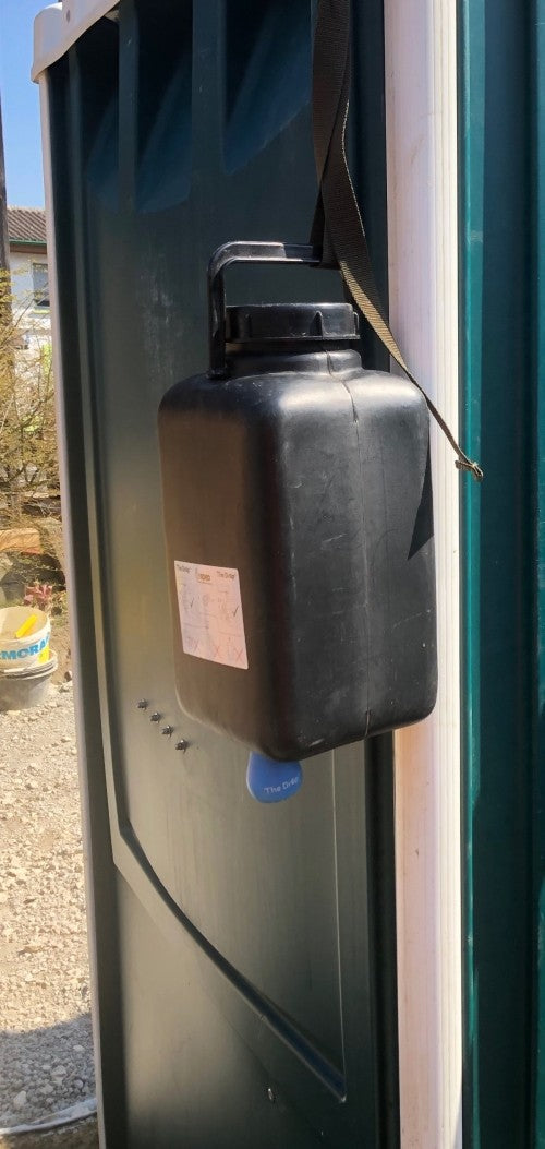 exemple d'utilisation the Drop lave main exterieur chantier, wc...